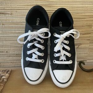 Converse All Star black women’s sz6